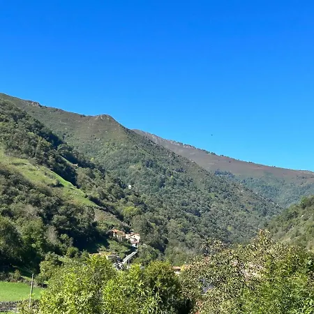 Mediavilla 度假居