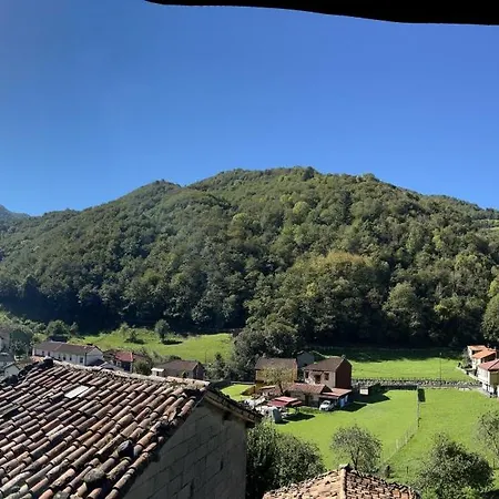 度假居 Mediavilla